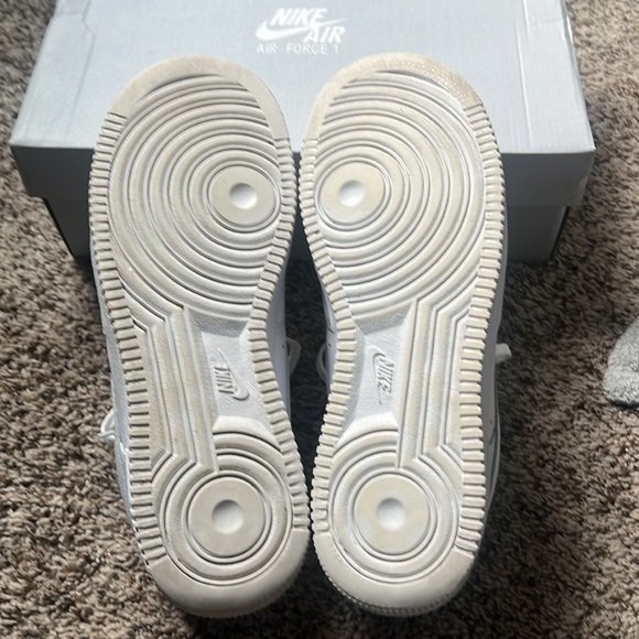 Men’s Nike Air Force 1 ‘07 Size 9 - Picture 6 of 7